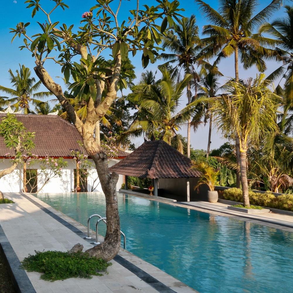 Puri Suksma Ubud Exterior photo